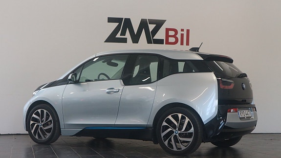 BMW i3 3 of 5