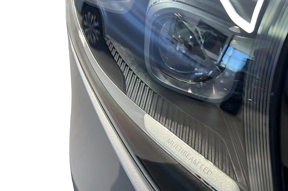 Mercedes-Benz V300 d 23 of 23