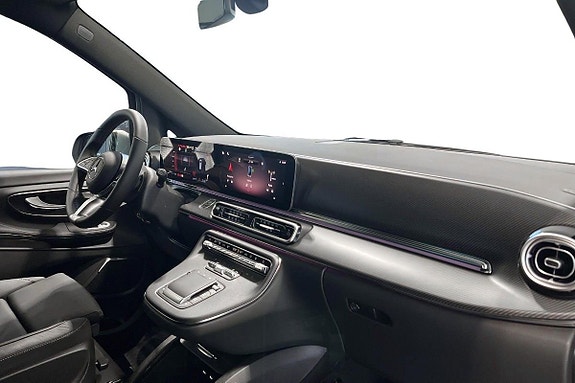 Mercedes-Benz V300 d 9 of 23