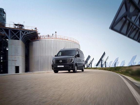 Nissan Interstar 4 of 5