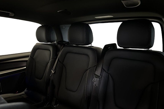 Mercedes-Benz V300 d 12 of 22