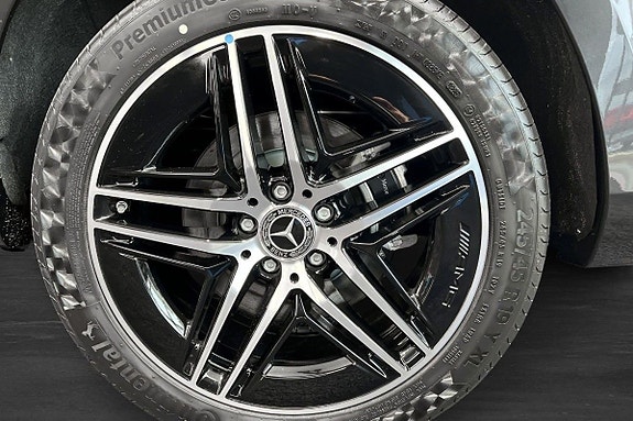 Mercedes-Benz V300 d 5 of 5