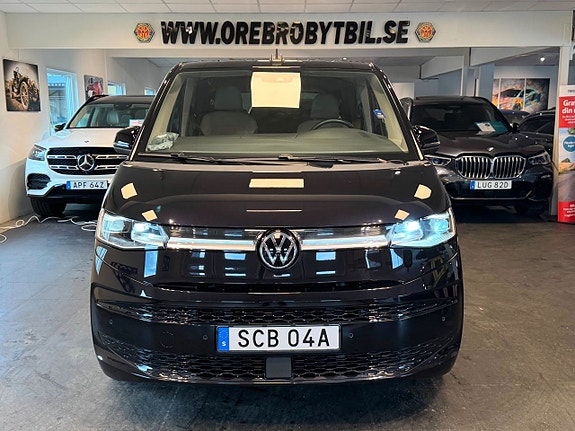 Volkswagen Multivan 27 of 27