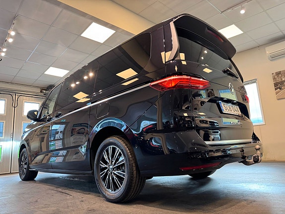 Volkswagen Multivan 3 of 27