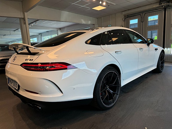 Mercedes-Benz AMG GT 43 4 of 5