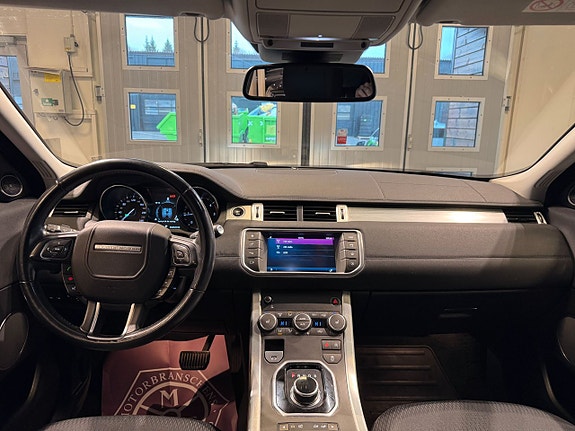 Land Rover Range Rover Evoque 5 of 5
