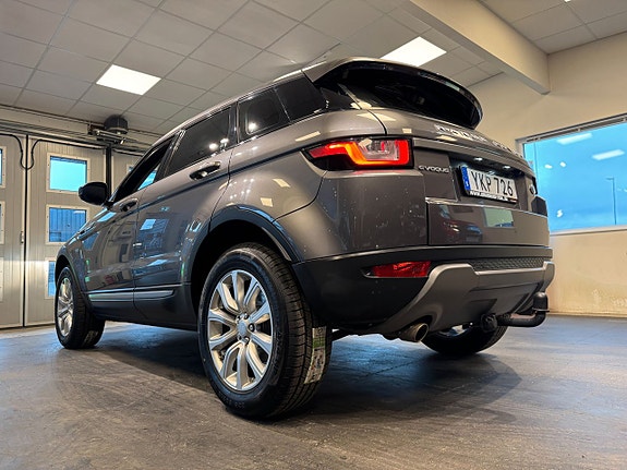 Land Rover Range Rover Evoque 20 of 27