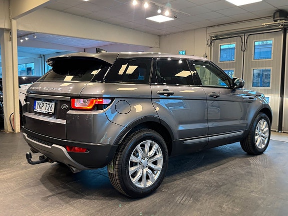 Land Rover Range Rover Evoque 4 of 5
