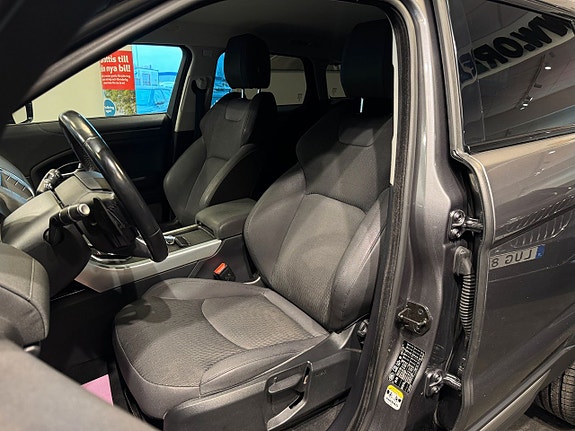 Land Rover Range Rover Evoque 10 of 27