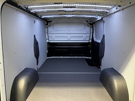 Nissan Primastar 7 of 20
