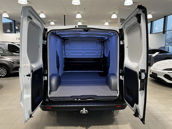 Nissan Primastar 5 of 5
