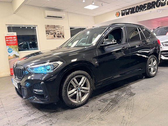 BMW X1 2 of 5