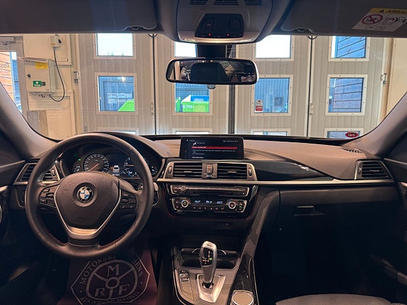 BMW 320 5 of 5