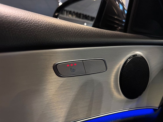 Mercedes-Benz E300 20 of 27