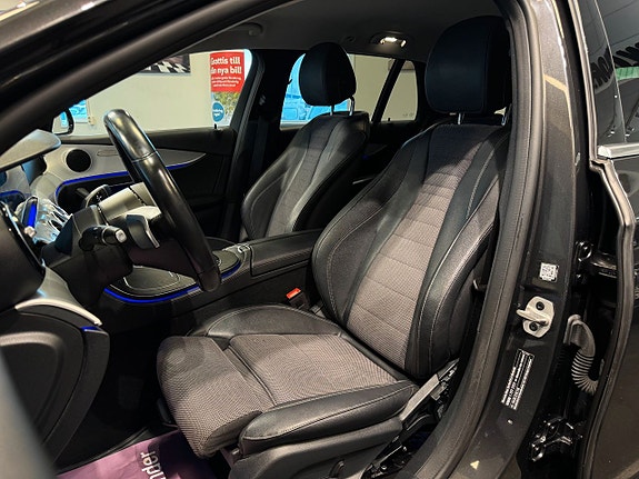 Mercedes-Benz E300 10 of 27