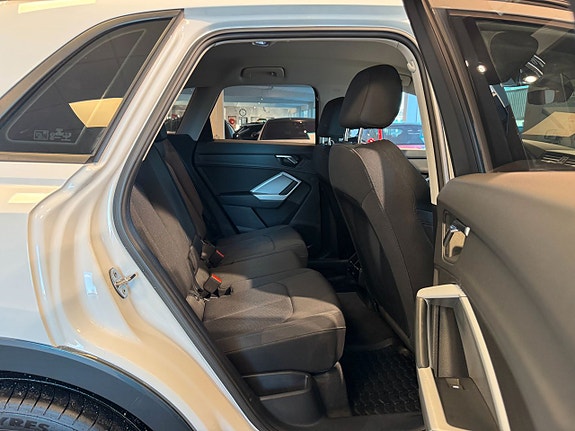 Audi Q3 19 of 25