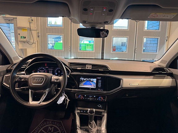 Audi Q3 5 of 5