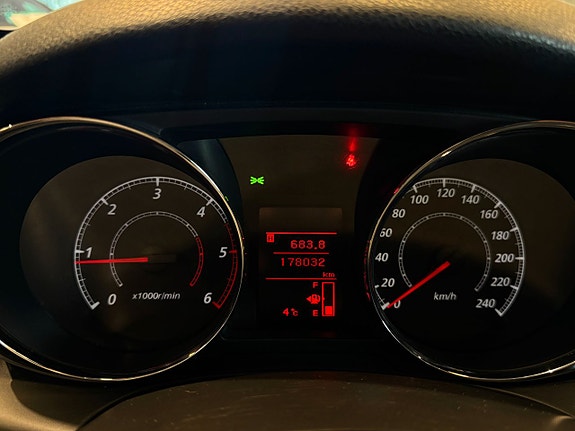 Citroen C4 Aircross 11 of 27