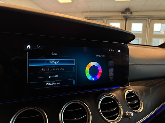 Mercedes-Benz E300 14 of 27