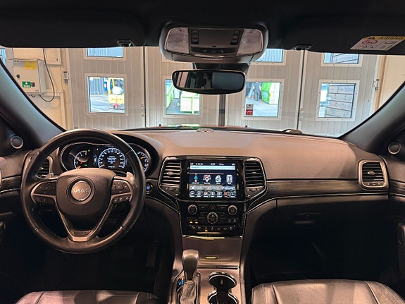 Jeep Grand Cherokee 5 of 27