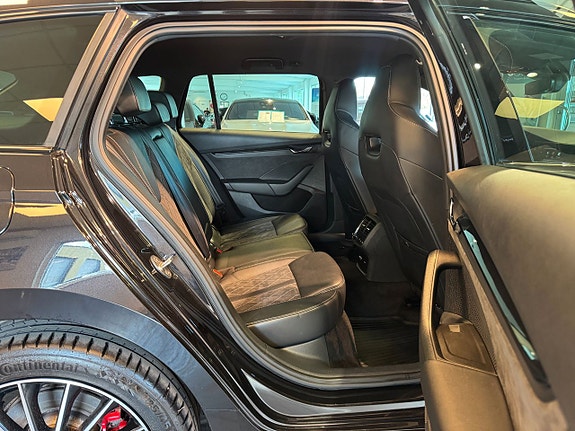 Skoda Octavia 21 of 27