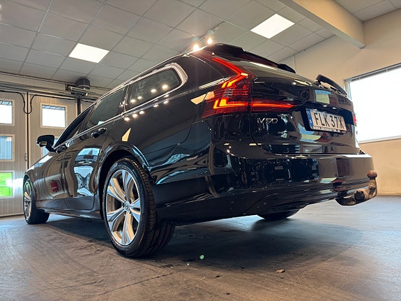 Volvo V90 3 of 27
