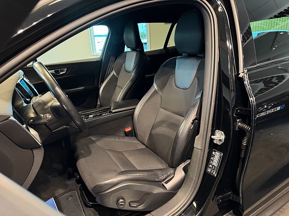 Volvo V60 Cross Country 10 of 27