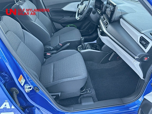 Suzuki Swift 10 of 15