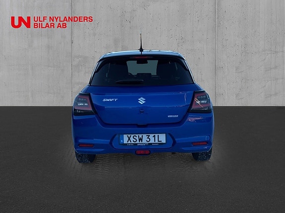 Suzuki Swift 3 of 15