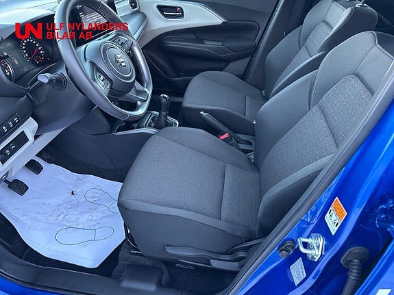 Suzuki Swift 8 of 15