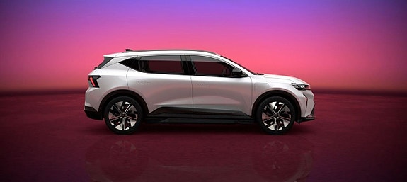 Renault Scenic E-Tech 5 of 5