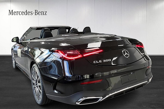 Mercedes-Benz CLE300 2 of 5