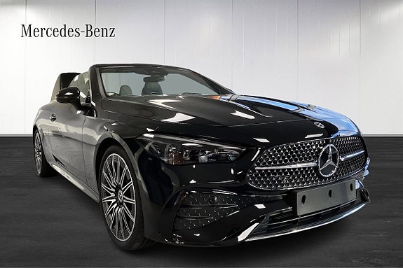 Mercedes-Benz CLE300 3 of 5