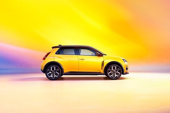 Renault 5 2 of 7