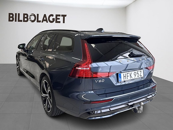Volvo V60 3 of 5
