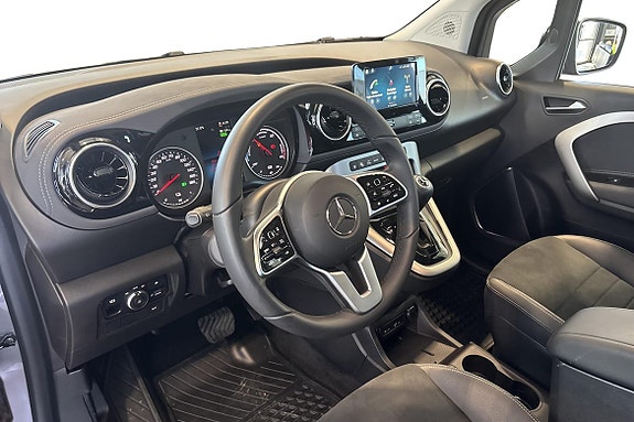 Mercedes-Benz EQT200 9 of 24