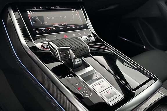 Audi RS Q8 19 of 22