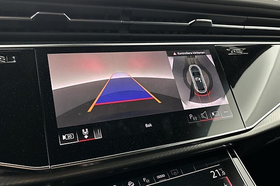 Audi RS Q8 21 of 22