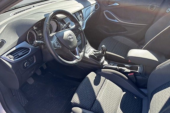 Opel Astra 4 of 5