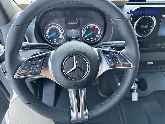 Mercedes-Benz eSprinter 312 4 of 5