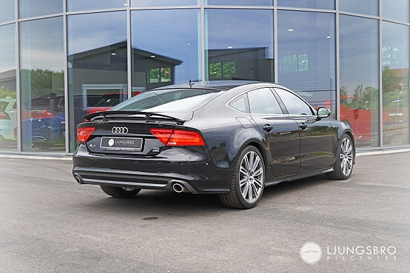 Audi A7 2 of 20