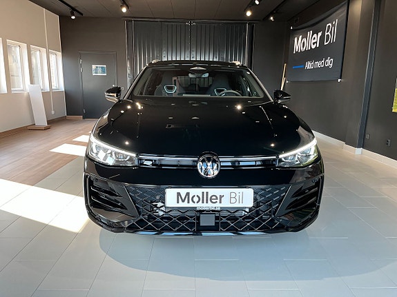 Volkswagen Passat 7 of 17