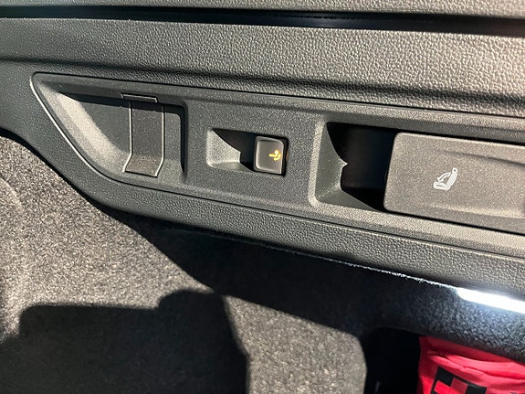Volkswagen Passat 16 of 17