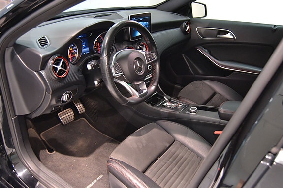 Mercedes-Benz A45 12 of 18