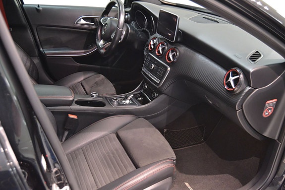 Mercedes-Benz A45 15 of 18