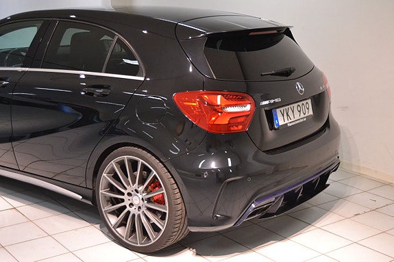 Mercedes-Benz A45 7 of 18