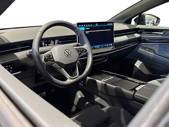 Volkswagen ID.7 8 of 19