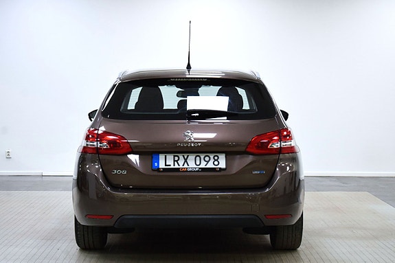 Peugeot 308 SW 4 of 16