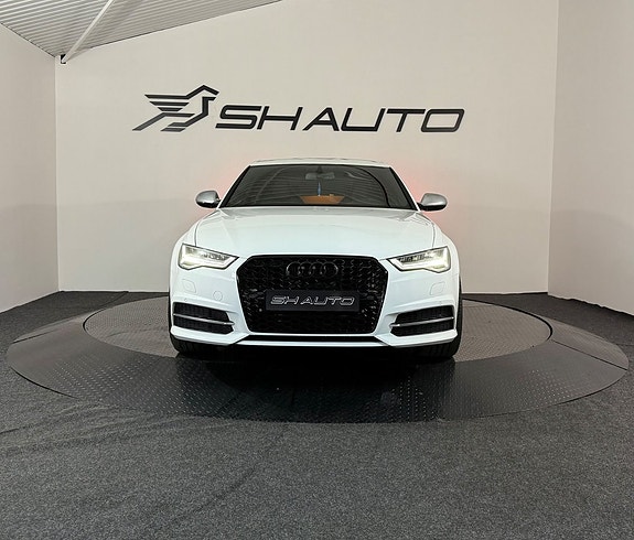 Audi S6 3 of 5
