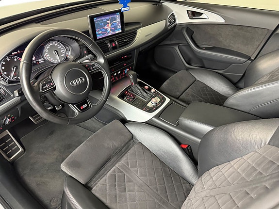 Audi S6 10 of 21